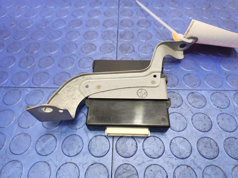 2013-2019 Lexus GS350 Transfer Case Control Module TCCM OEM 8963030180