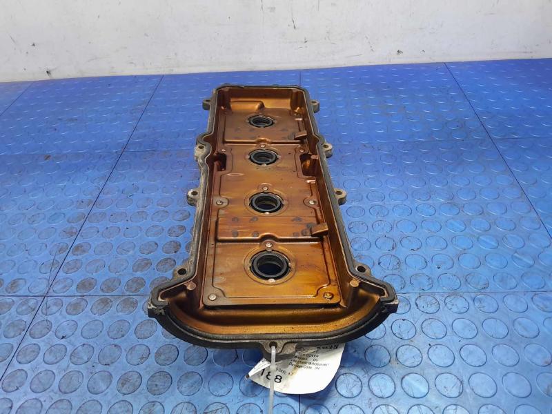 2004 Toyota Tundra Valve Cover