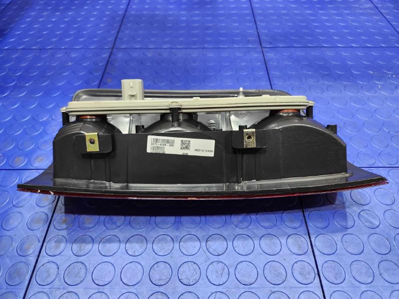 2002 Dodge Ram 1500 Tail Light Assembly
