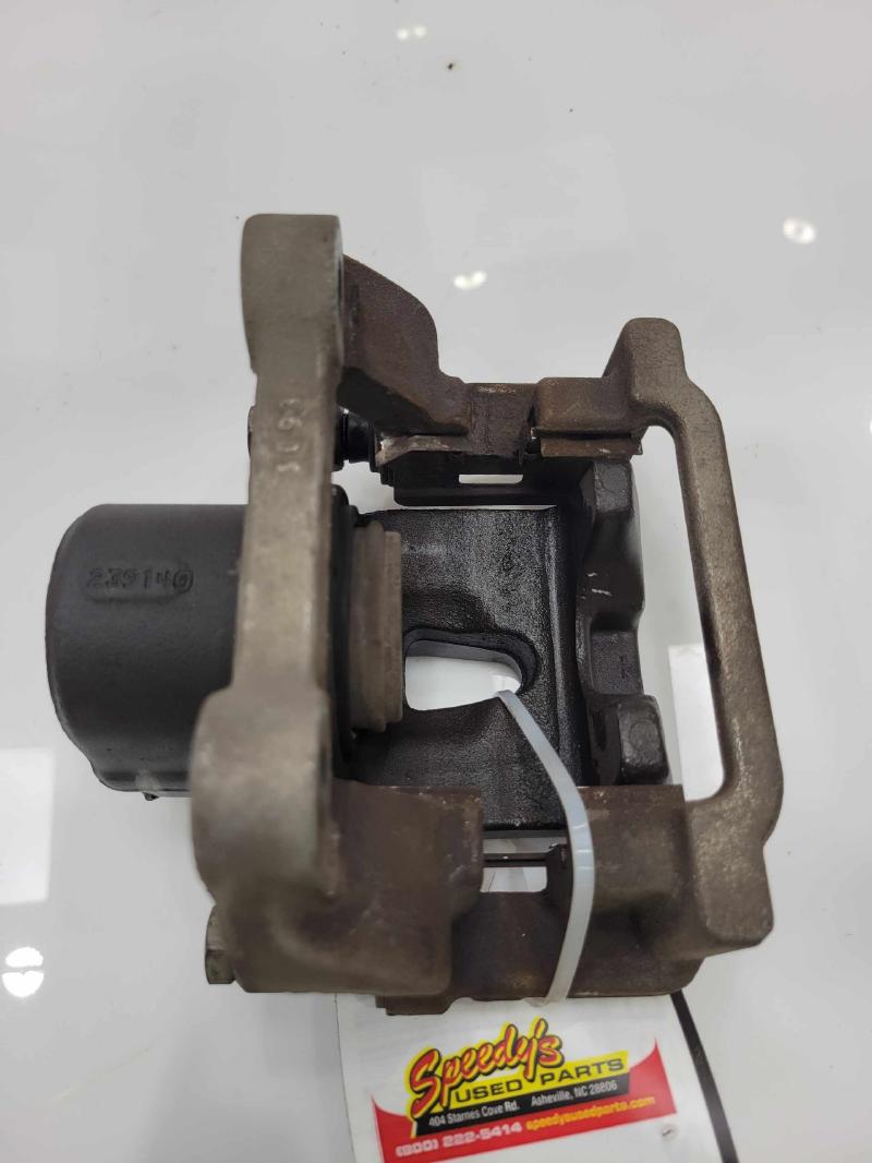 2014 Chrysler 300 Caliper