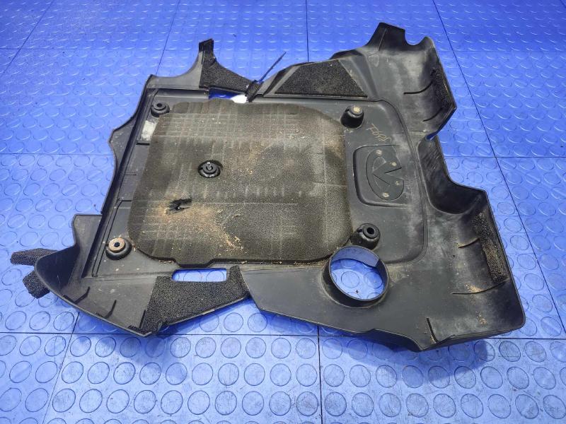 2008 Infiniti G35 Engine Cover