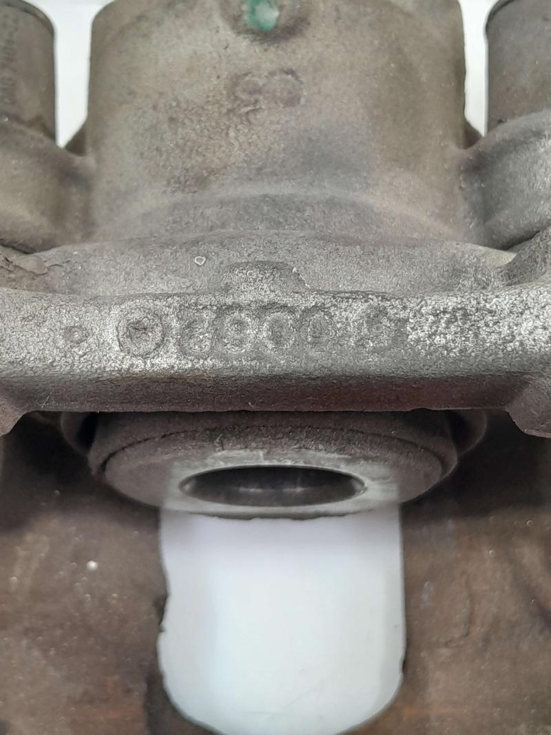 2011 Jeep Grand Cherokee Caliper