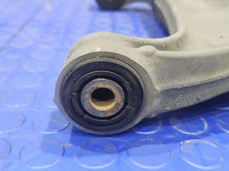 2011 Maserati Quattroporte Lower Control Arm Rr