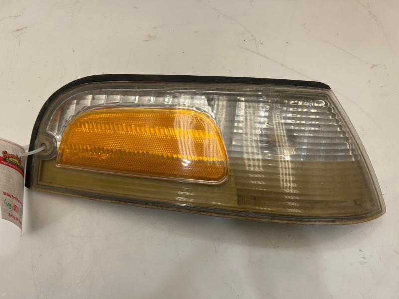 2001 - 2011 Ford Crown Victoria Turn Signal Park Lamp Police ONLY RH Passenger Side OEM 1W7Z15A201AA