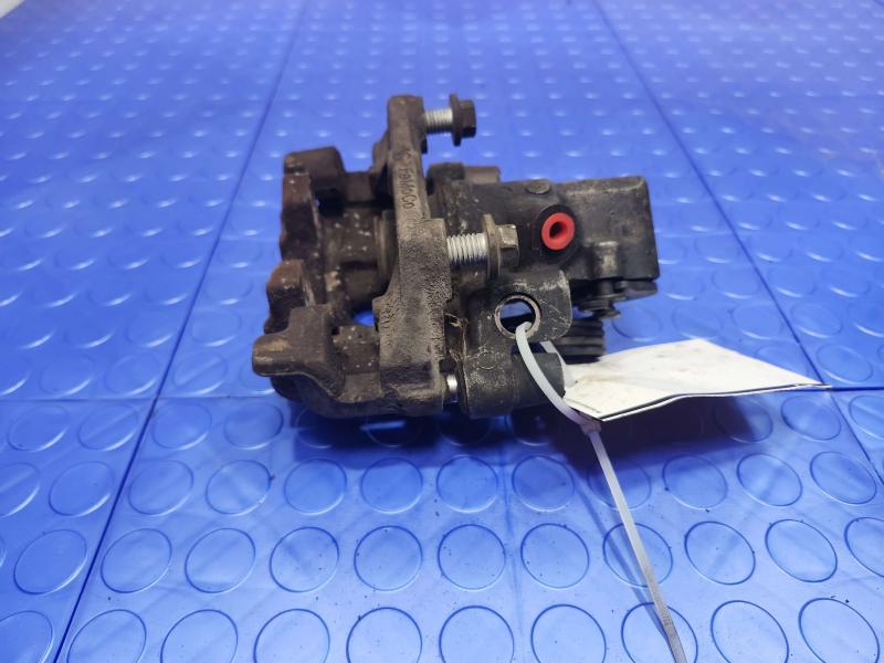 2015 Ford Transit Connect Caliper