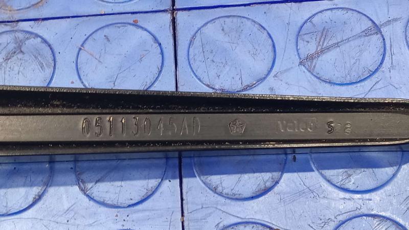 2017 Dodge Grand Caravan Wiper Arm