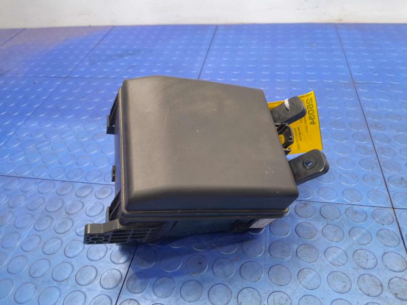 2015 Hyundai Tucson Engine Fuse Box