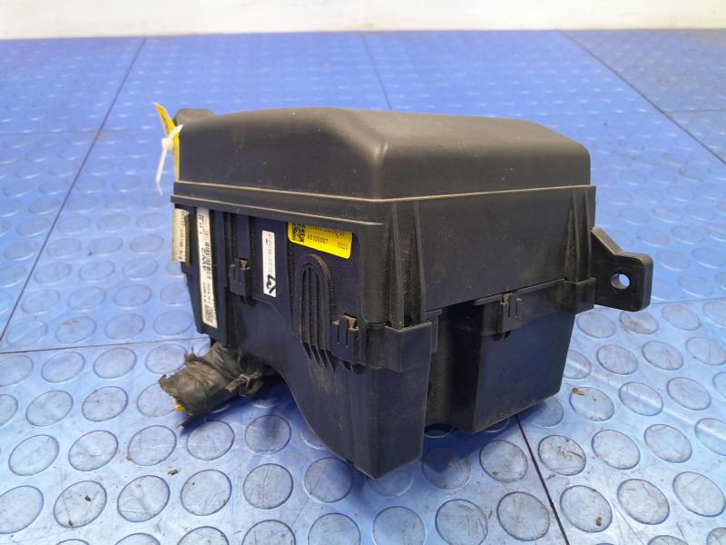 2015 Hyundai Tucson Engine Fuse Box