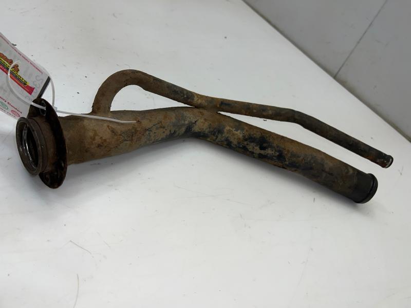 1994 - 1997 Dodge Ram 1500 Fuel Filler Neck Assembly OEM 52018519