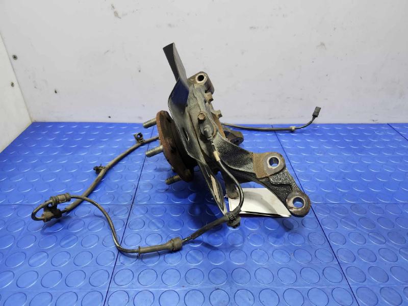 2013 Hyundai Santa Fe Spindle Knuckle Front
