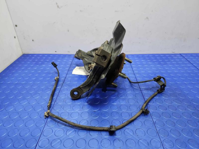 2013 Hyundai Santa Fe Spindle Knuckle Front