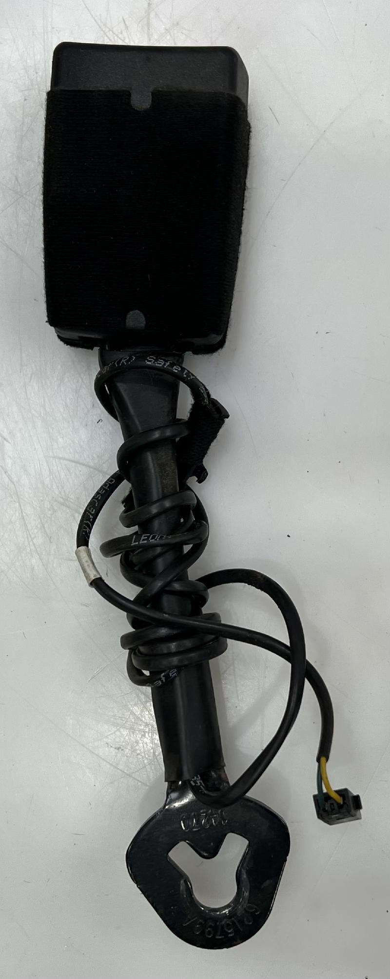 2015 Volkswagen Passat Front Seat Belt