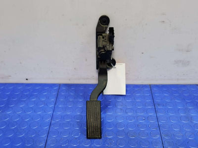 2016 Kia Sedona Pedal Assembly