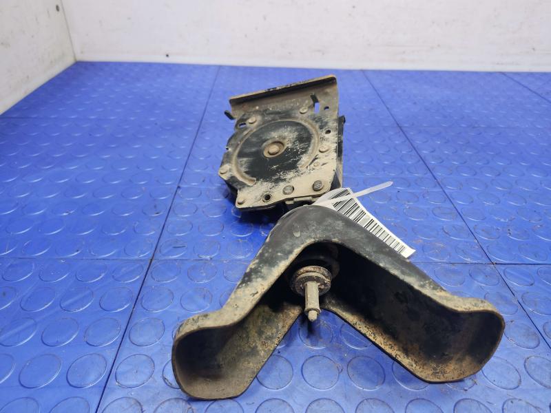2019 Chevrolet Silverado 3500 Spare Tire Hoist