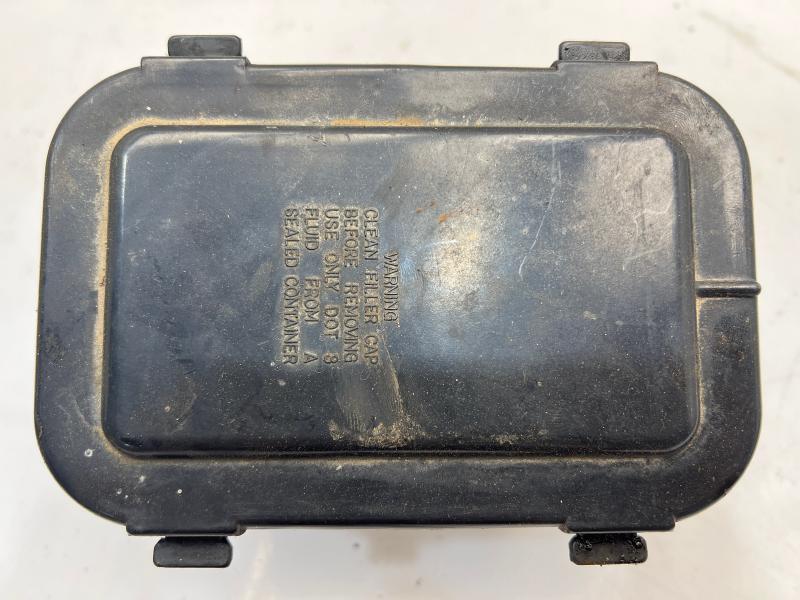1988 Chevrolet S10 Master Cylinder