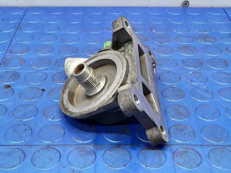 2012 Ford Focus Oil Filter Housing