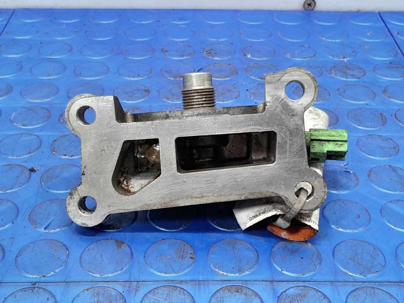 2012 Ford Focus Oil Filter Housing