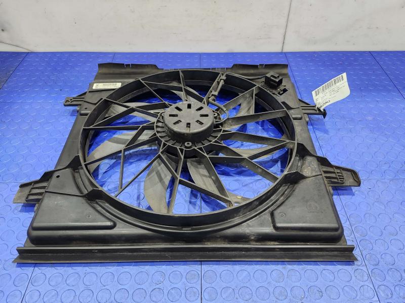 2011-2020 Jeep Grand Cherokee Engine Cooling Fan Assembly OEM 55037992AD