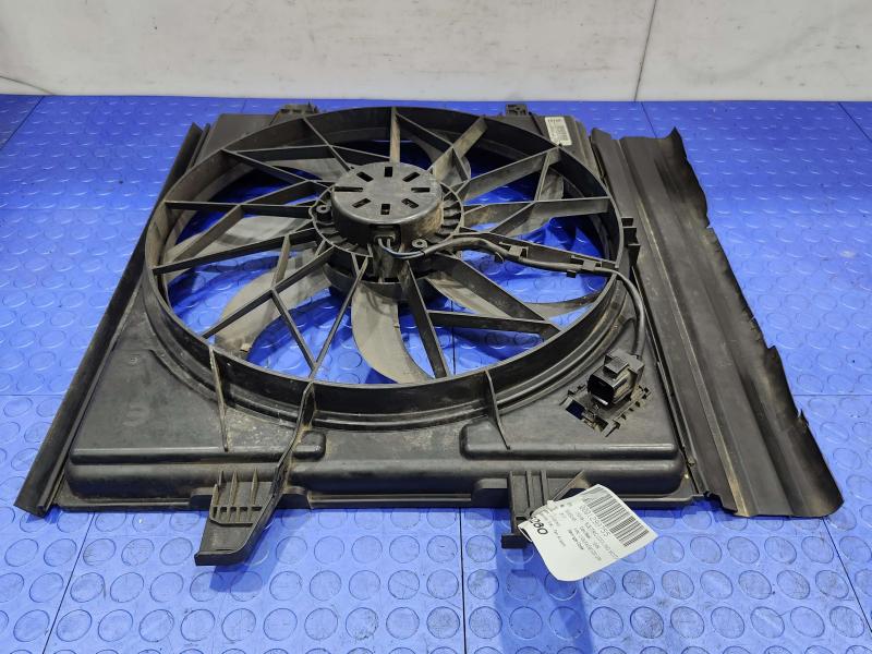 2011-2020 Jeep Grand Cherokee Engine Cooling Fan Assembly OEM 55037992AD