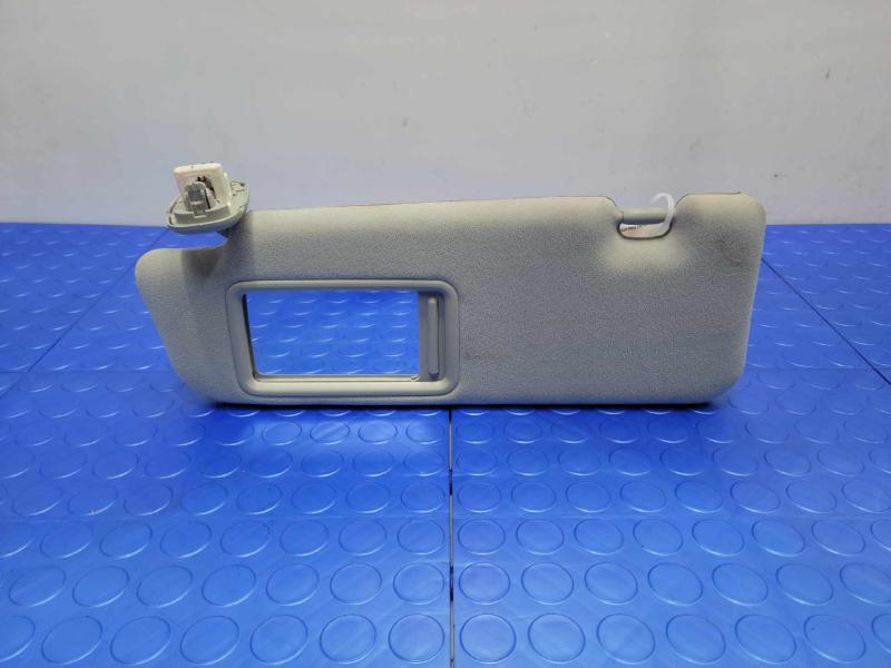 2010 Toyota Prius Sun Visor