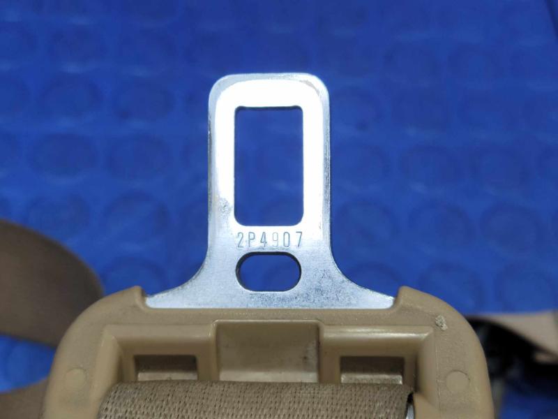 2016 Kia Sedona Front Seat Belt