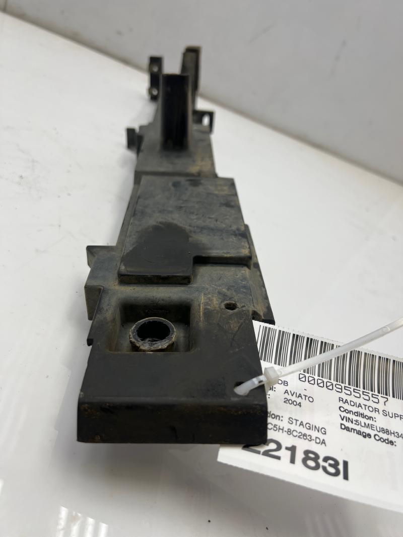 2004 Lincoln Aviator Radiator Support Bracket