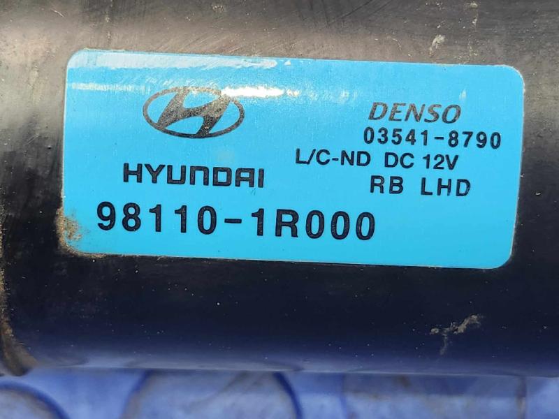 2012-2017 Hyundai Accent Windshield Wiper Motor Genuine OEM Part 981101R000