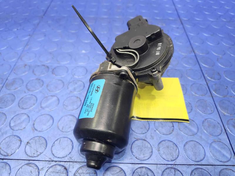 2012-2017 Hyundai Accent Windshield Wiper Motor Genuine OEM Part 981101R000