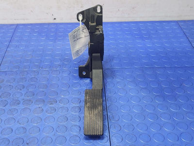 2014-2015 Dodge Durango Accelerator Pedal Assembly Genuine OEM Part 52124785AE