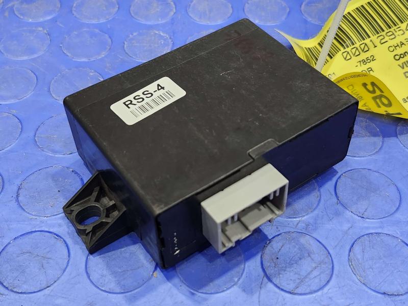 2014-2015 Ford Explorer Park Assist Control Module Genuine OEM DA5T-15K866-EA