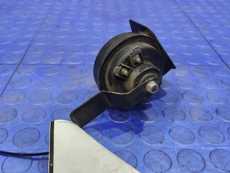 2015-2017 Chrysler 200 Low Note Horn Assembly Genuine OEM 68207362AB