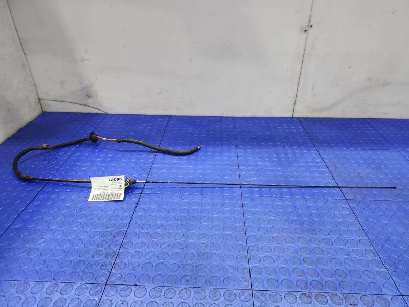 2004 Ford Explorer Antenna