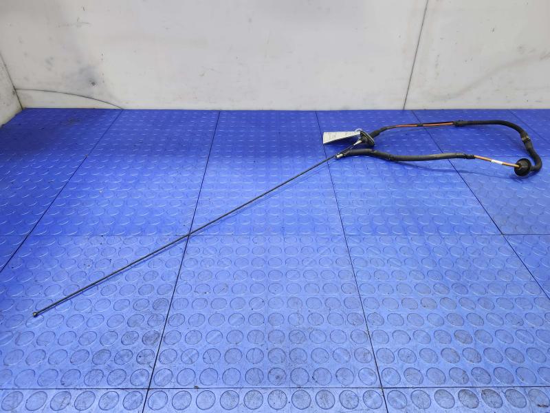 2004 Ford Explorer Antenna