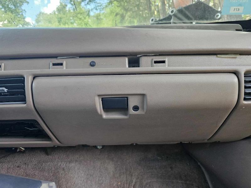 1995 Ford F-150 Glove Box