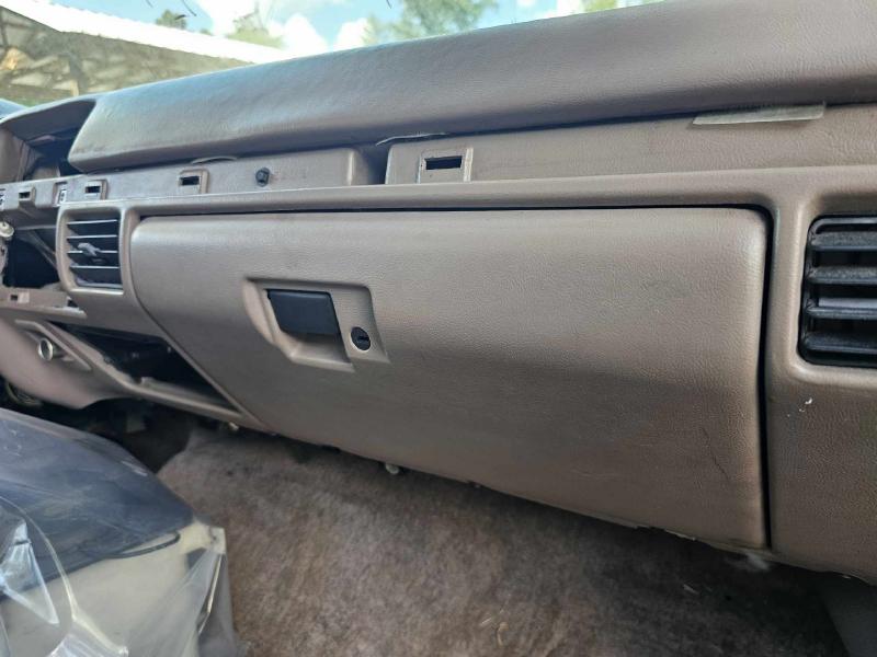 1995 Ford F-150 Glove Box