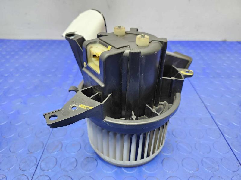 2018-2021 Jeep Compass Heater AC Blower Motor Assembly Genuine OEM 68350343AA