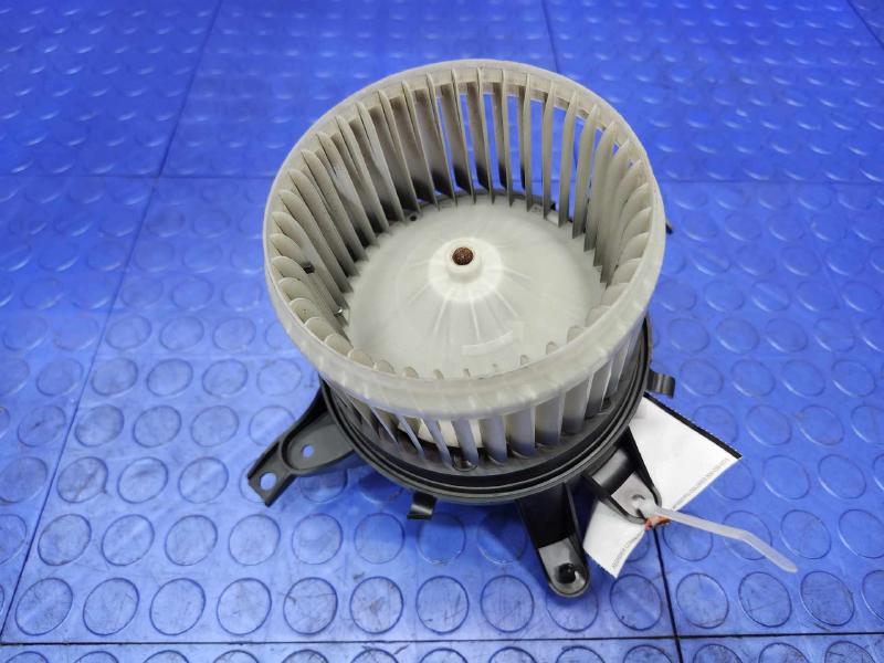 2018-2021 Jeep Compass Heater AC Blower Motor Assembly Genuine OEM 68350343AA