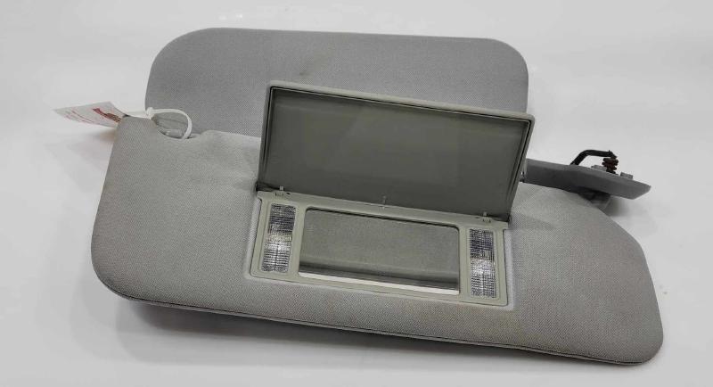 2004 Lincoln Navigator Sun Visor