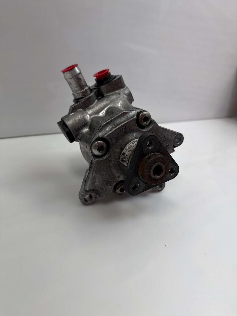 2015 Porsche Panamera Power Steering Pump/Motor