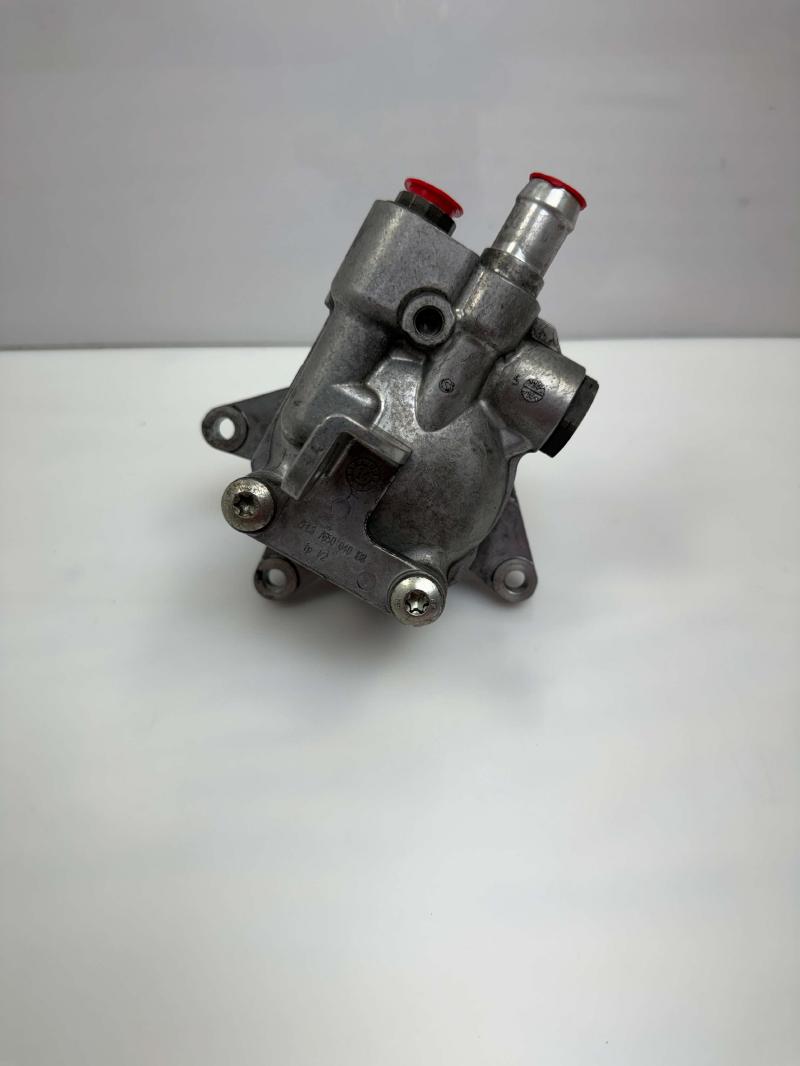 2015 Porsche Panamera Power Steering Pump/Motor