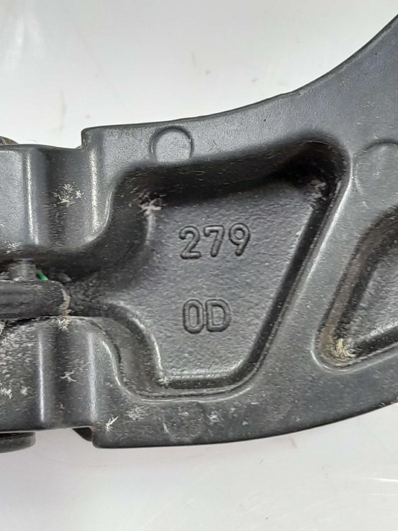 2016 Mazda CX-9 Wiper Arm