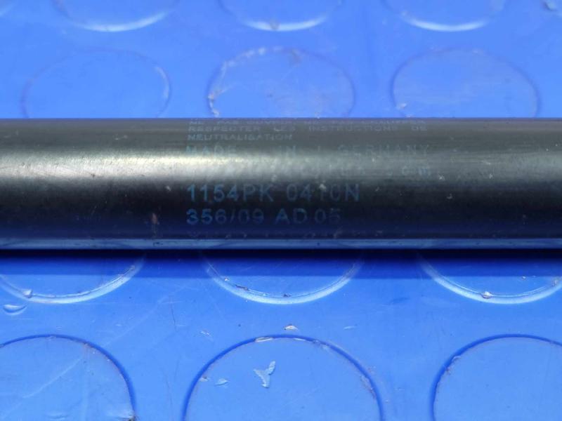 2010 Land Rover Range Rov Hood Shock