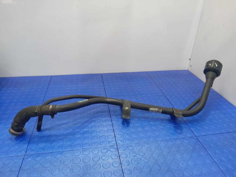 2015 Hyundai Santa Fe Fuel Filler Neck