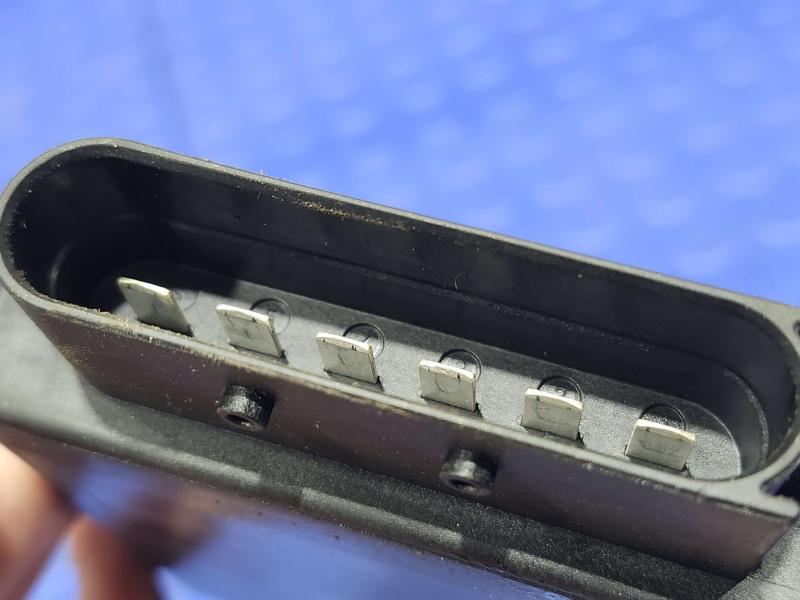2017-2019 Audi Q7 OEM Fuel Pump Control Module Genuine 4M0906121B