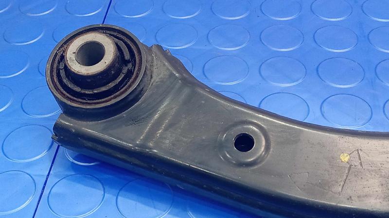 2016-2020 Kia Sorento Rear Upper Control Arm Left or Right Side OEM 55100C5050,LH