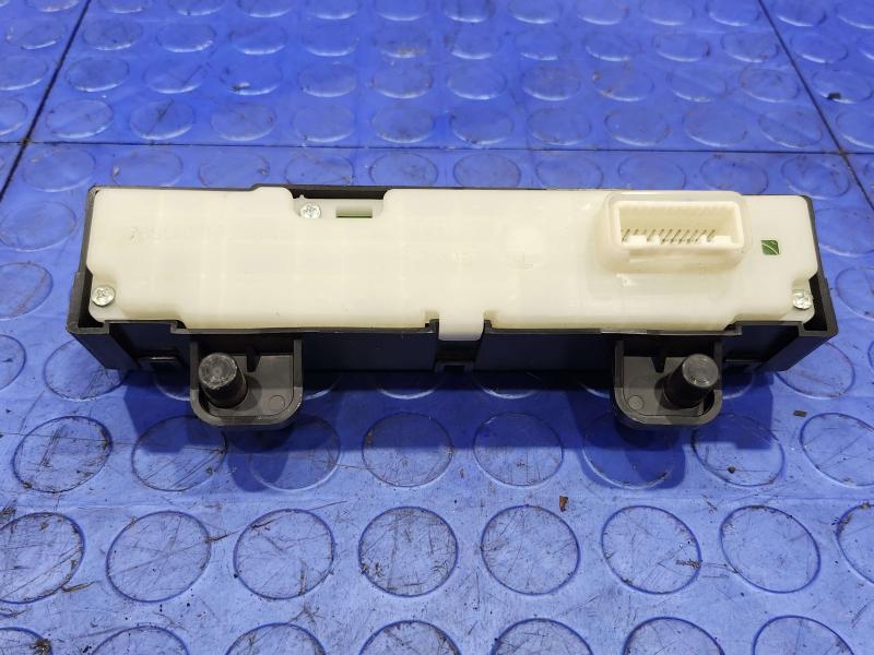 2007 Toyota Tundra Info-Gps-Tv Screen