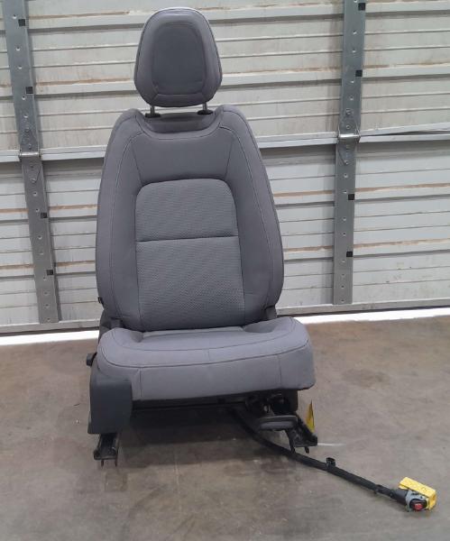 2020 GMC Canyon Front Seat