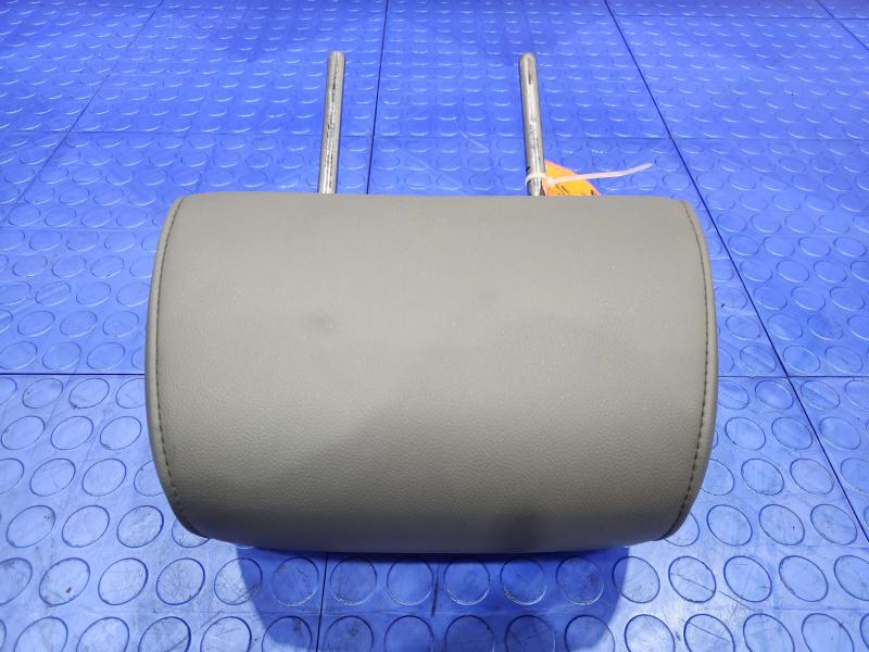 2014 Chevrolet Silverado 1500 Headrest