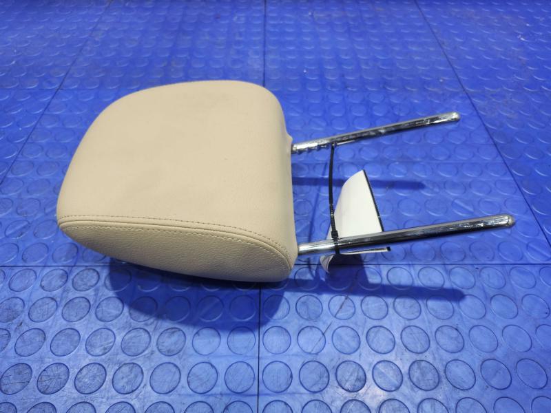 2017 BMW X1 Headrest