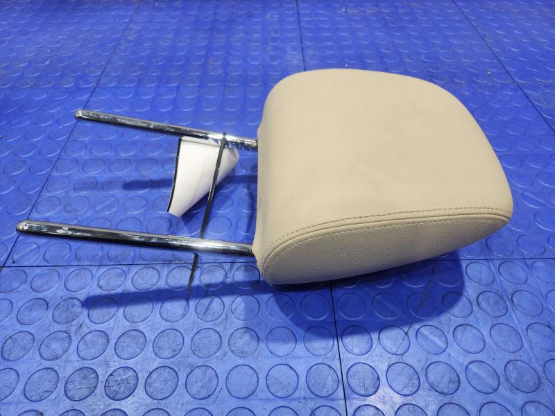 2017 BMW X1 Headrest